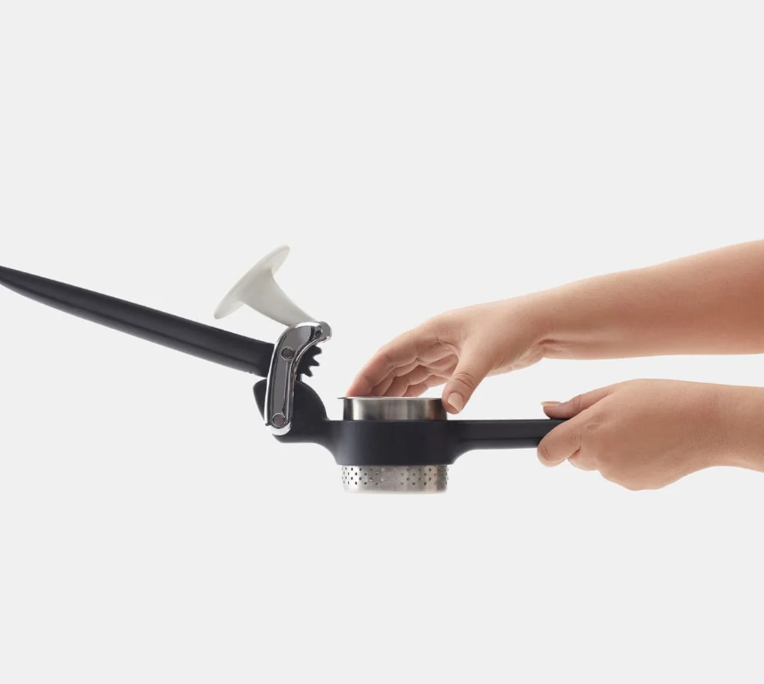 Chef'n FreshForce Potato Ricer - Thumbnail 5